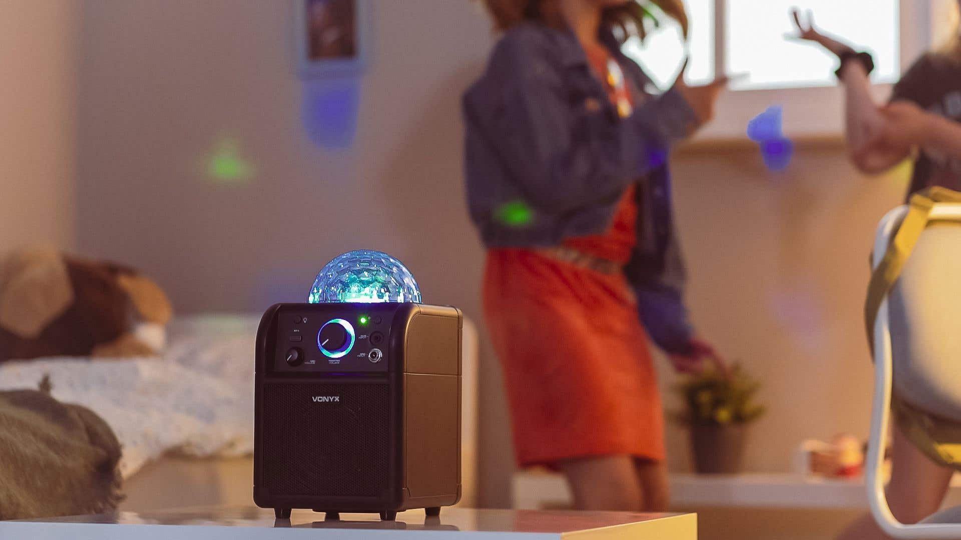 Vonyx karaoke set met disco lamp. 