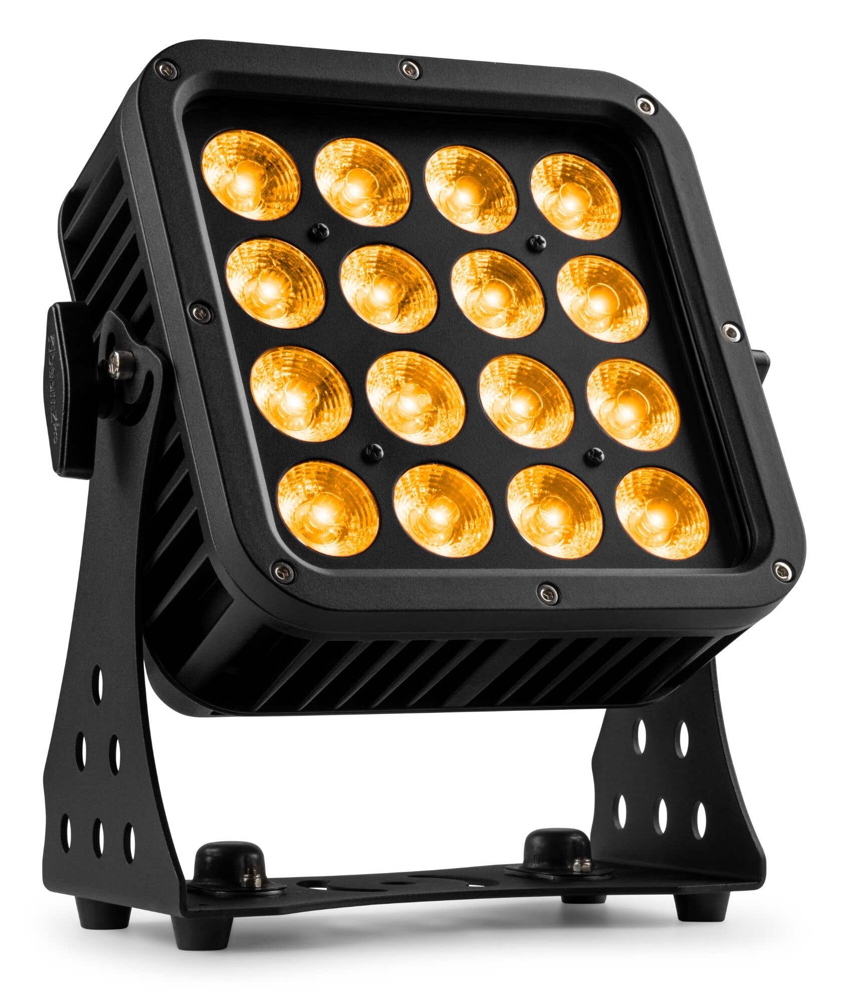 Retourdeal - BeamZ Professional StarColor135 - IP65 waterdichte floodlight met 16x 8W RGBA LED’s