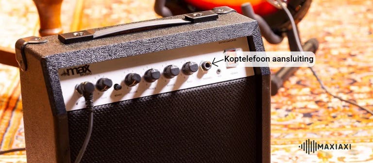 koptelefoon aansluiting op een Max music versterker