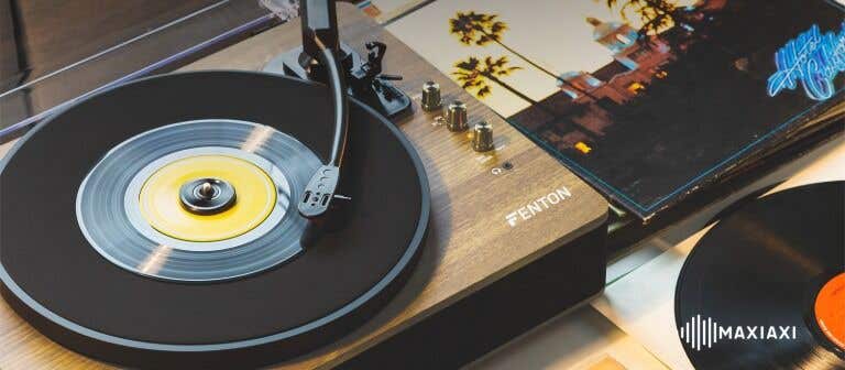 Close up van een Fenton platenspeler