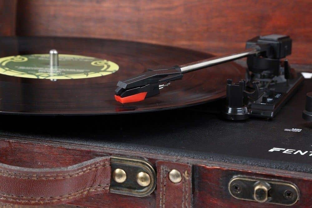 Mobiel met Vinyl! Fenton RP140